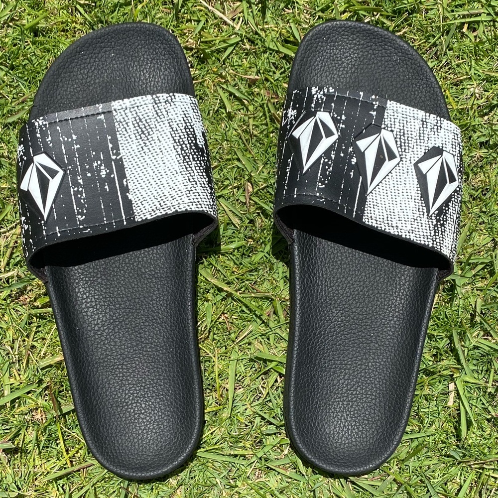 Volcom Flip Flops